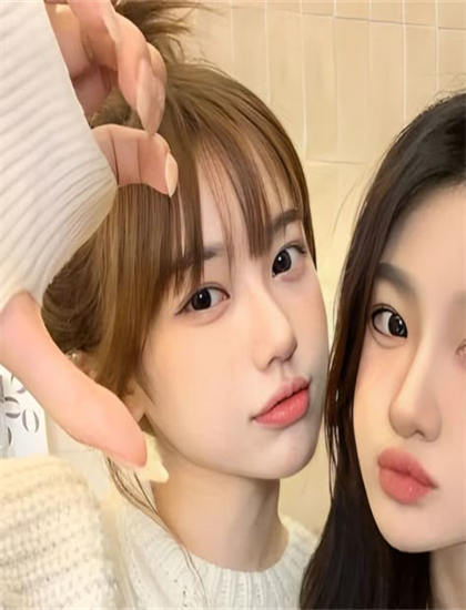 无码国产 XXXX视频-妈妈的朋友触动人心的韩国电影